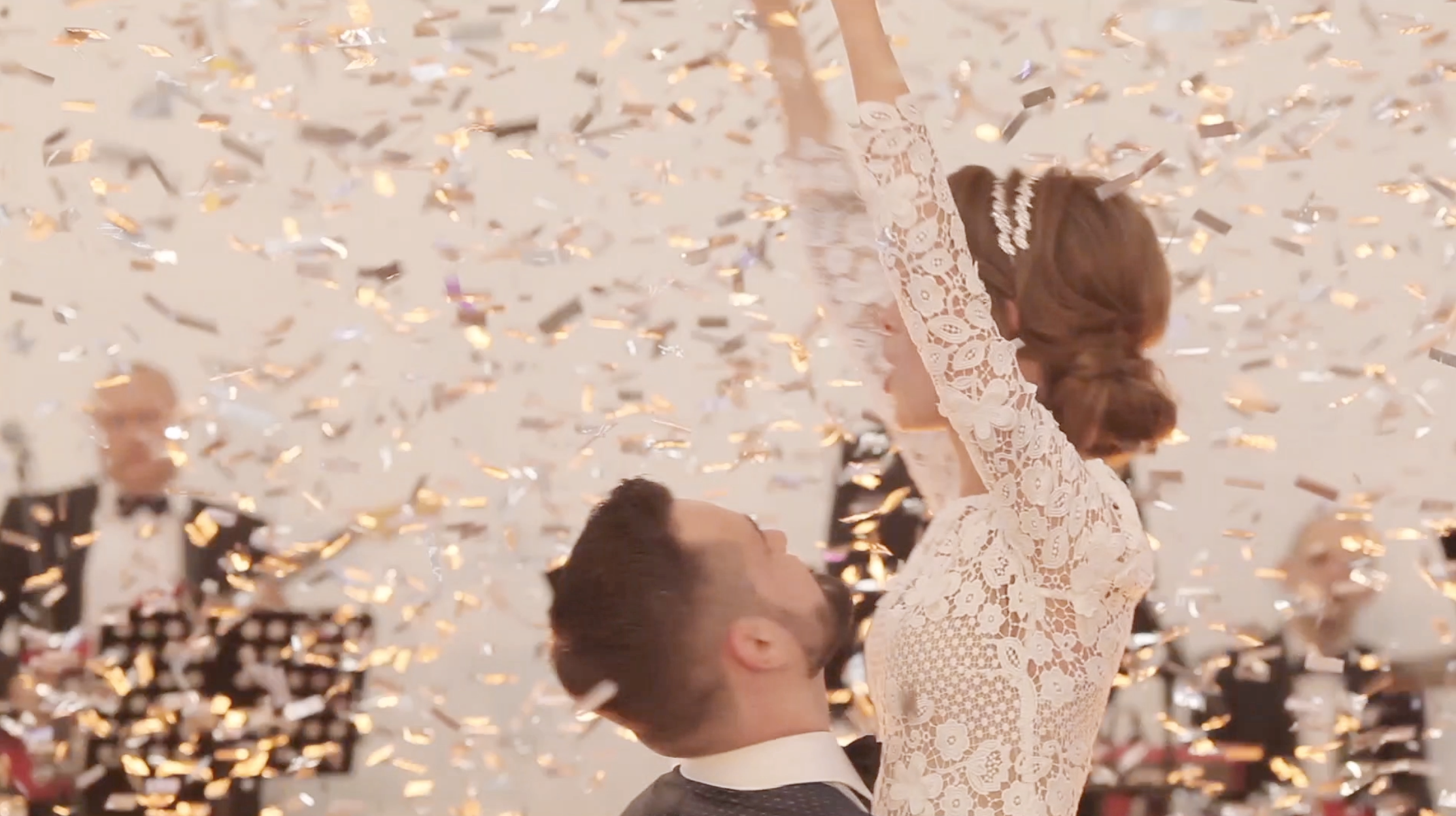 Palm Springs wedding bus charter